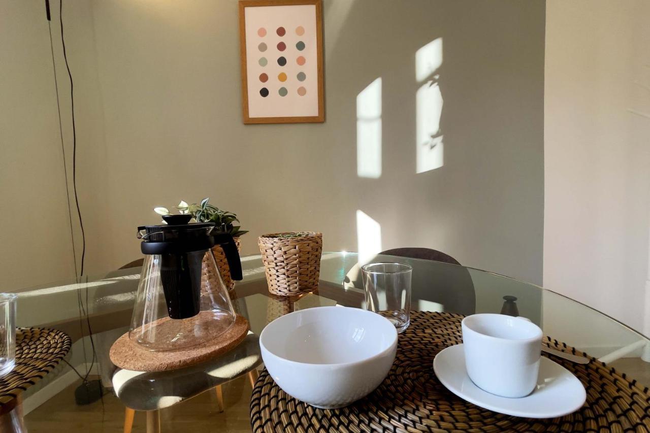 Elegant Apartment Near Brera Area Милано Екстериор снимка
