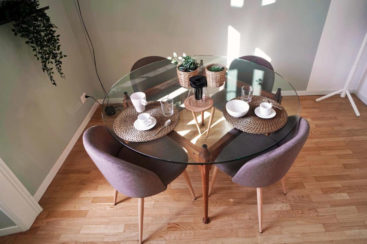 Elegant Apartment Near Brera Area Милано Екстериор снимка