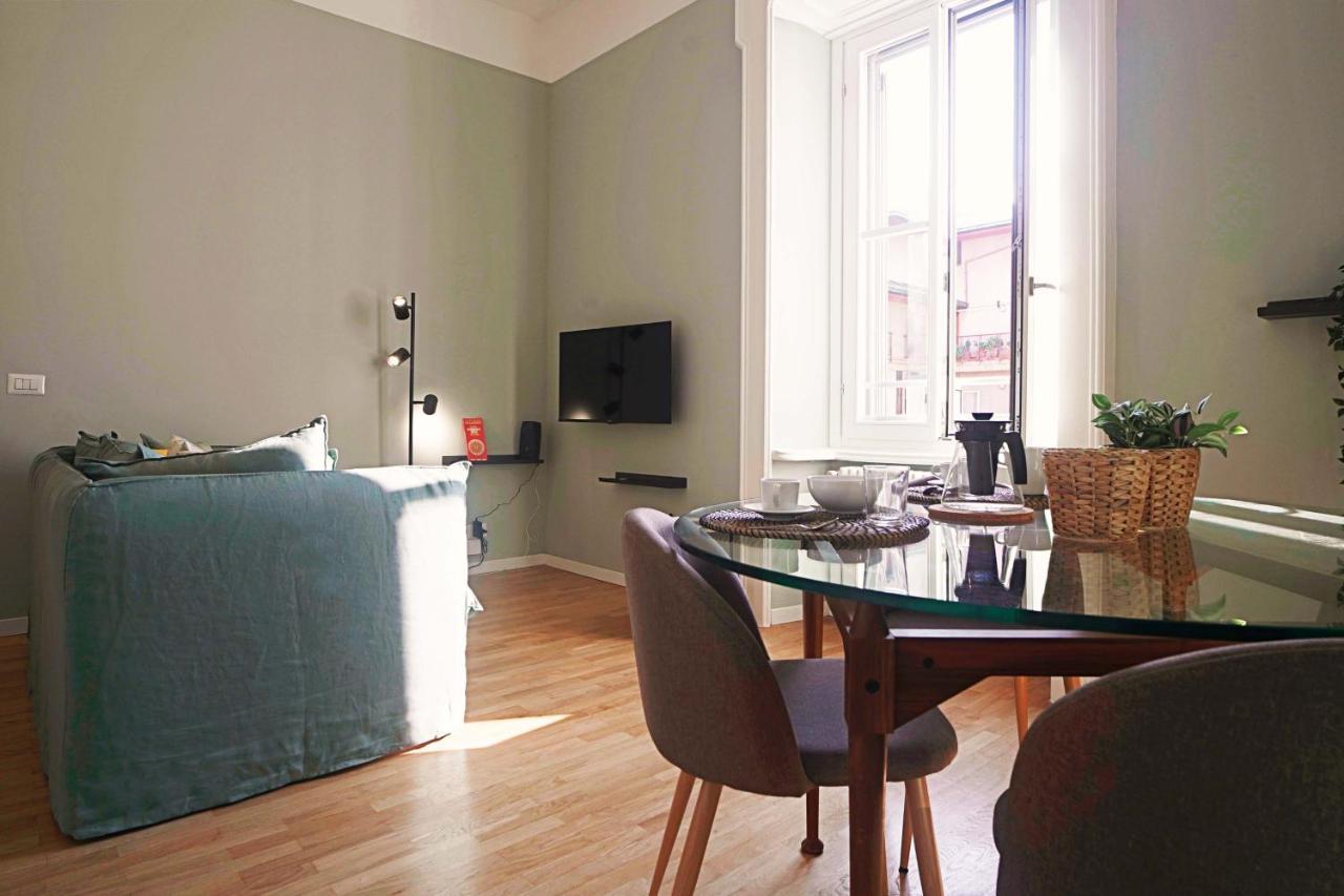 Elegant Apartment Near Brera Area Милано Екстериор снимка